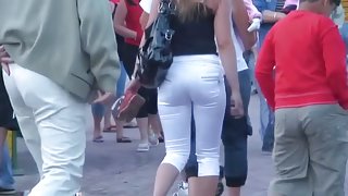 Young hot blonde candid voyeur booty