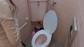 Free voyeur sex cam spies frisky teen in orgasm on the bowl
